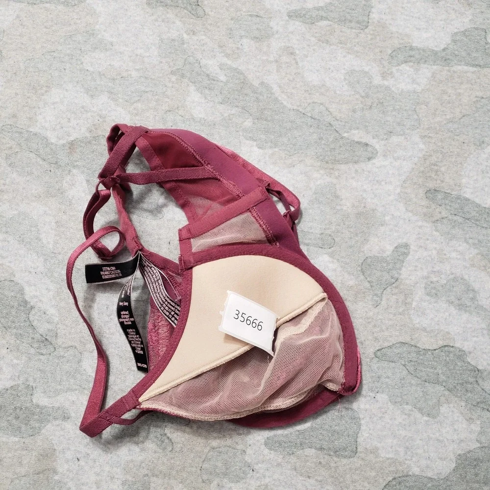Victoria's secret‎ Bra Womens 32C Purple Very Sexy Underwired